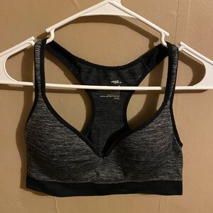 Sports bra with padding